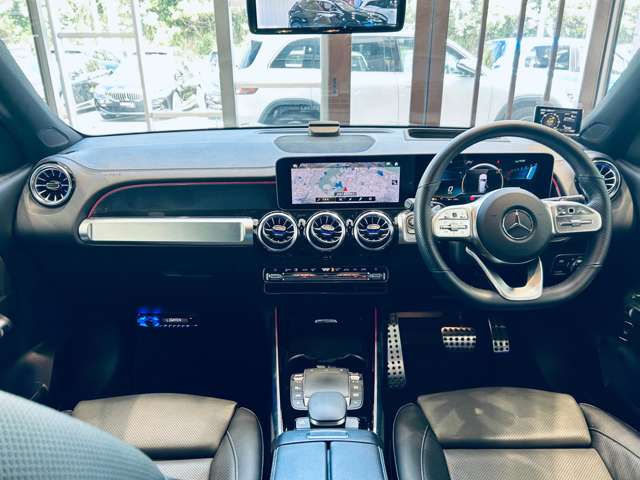 Mercedes-Benz GLB 5