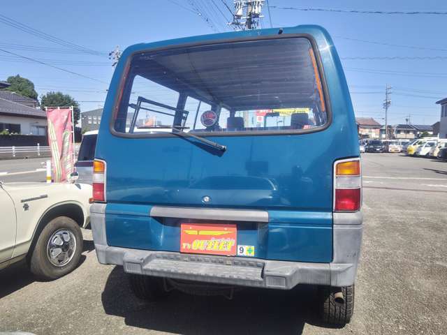 Mitsubishi Delica Van 5