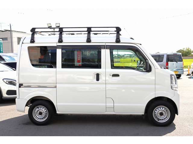 Nissan NV100 Clipper 11