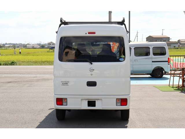 Nissan NV100 Clipper 9