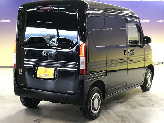 Honda N-VAN 12