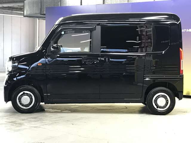 Honda N-VAN 10