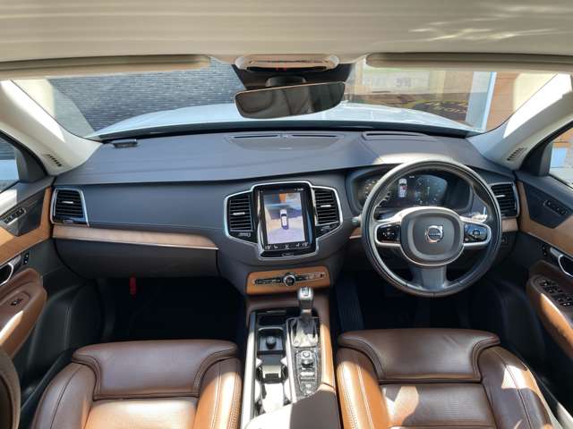 Volvo XC90 6