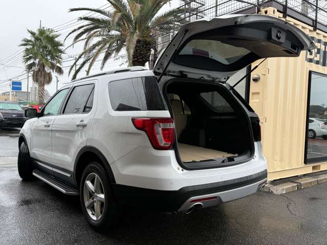 Ford Explorer 12
