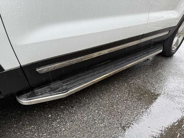 Ford Explorer 4