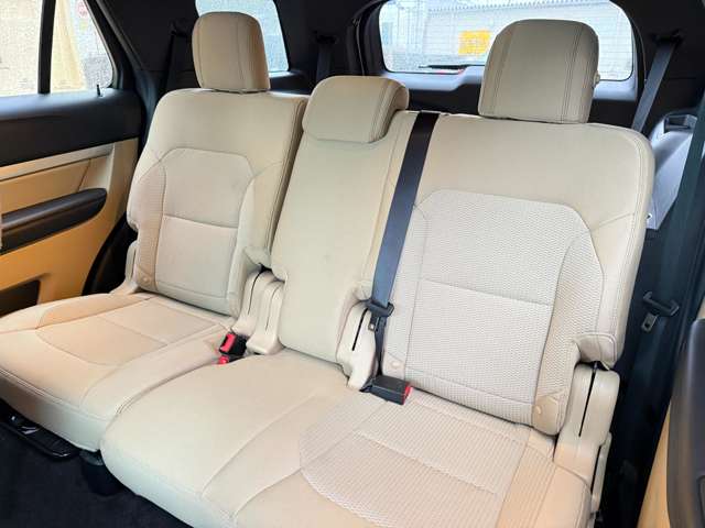 Ford Explorer 10