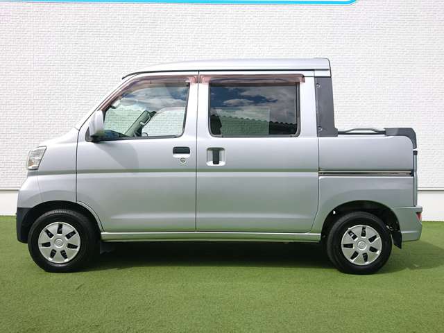 Daihatsu Hijet Deck Van 11