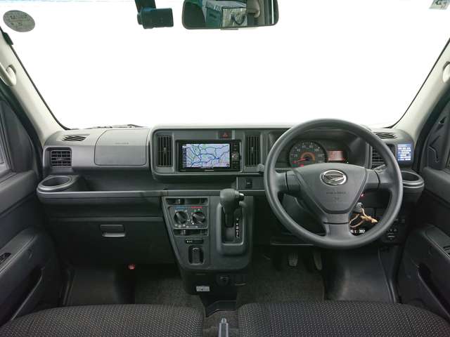 Daihatsu Hijet Deck Van 6