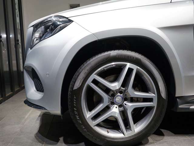 Mercedes-Benz GLS 11