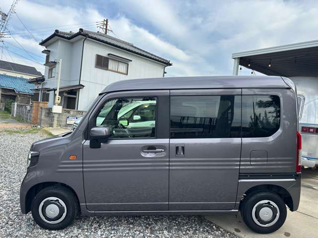 Honda N-VAN 8