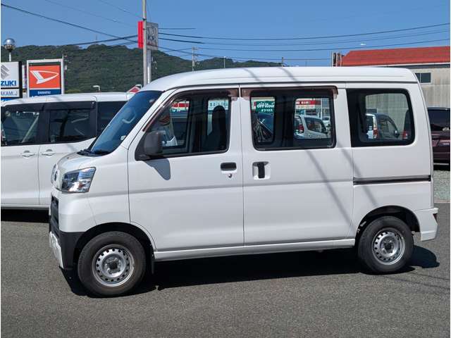 Daihatsu Hijet Cargo 4