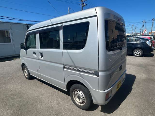 Nissan NV100 Clipper 5