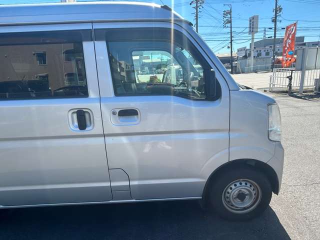 Nissan NV100 Clipper 8
