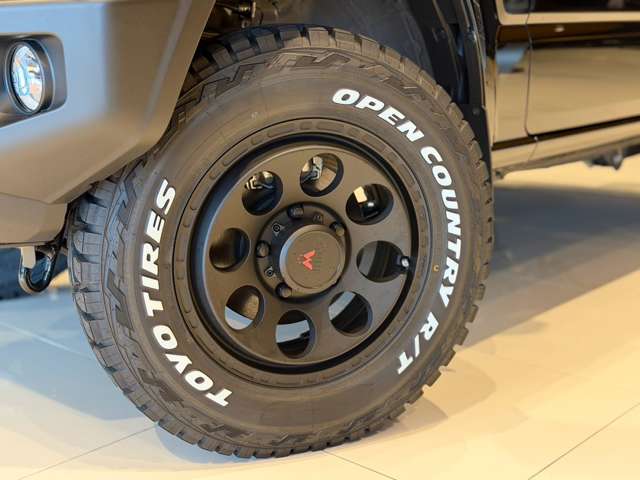 Suzuki Jimny 10