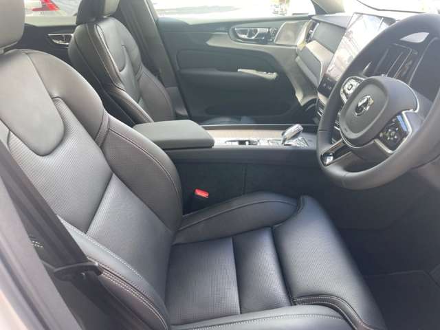 Volvo XC60 5