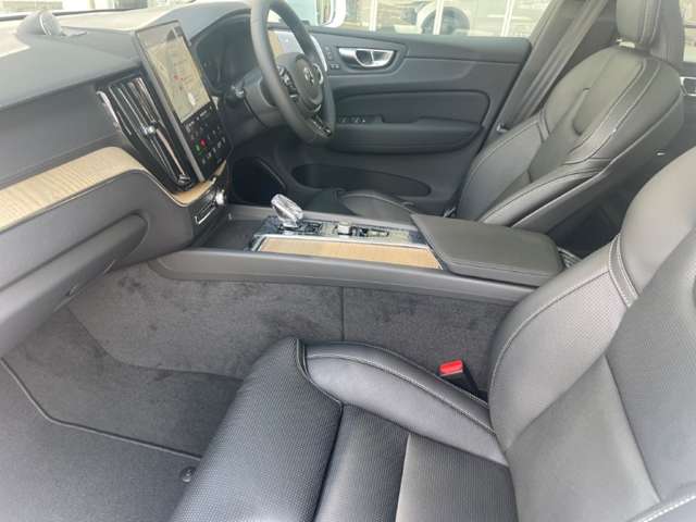Volvo XC60 6