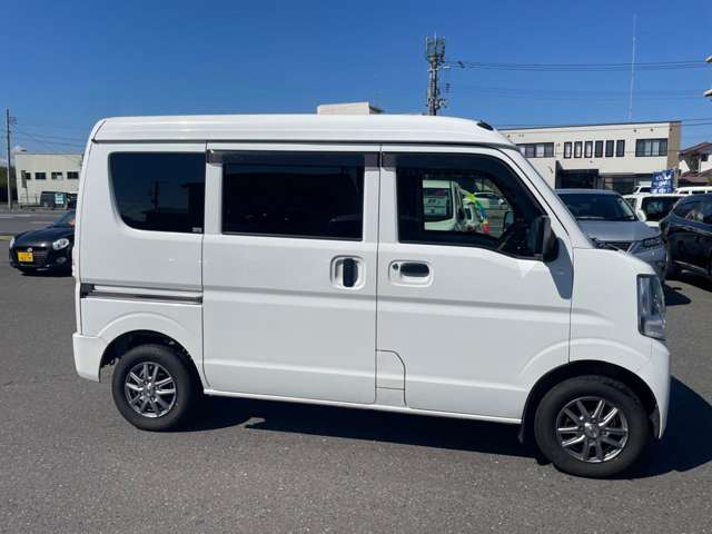 Nissan NV100 Clipper 9