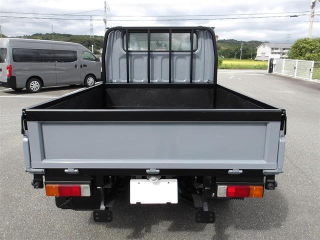 Mitsubishi Fuso Canter 6