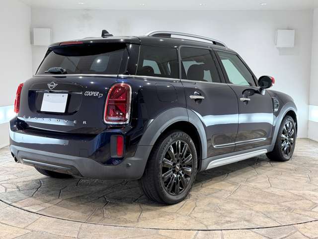 MINI Crossover 6