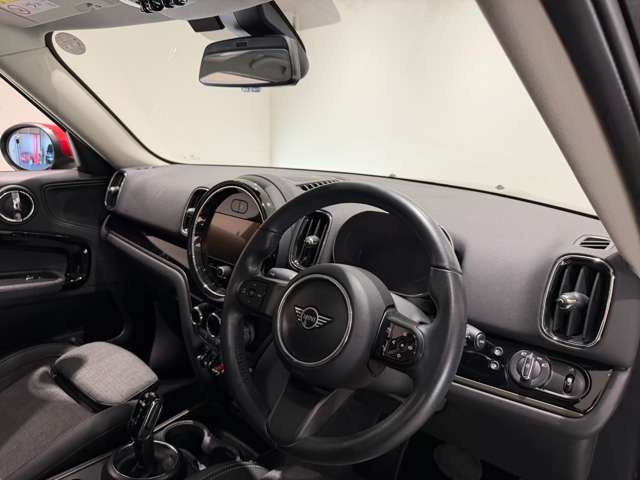 MINI Crossover 9