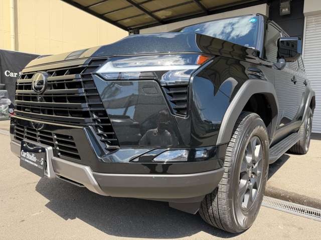 Lexus GX 6