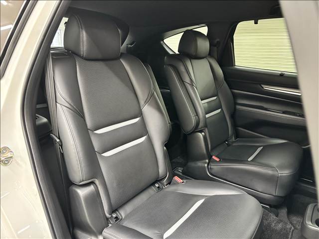 Mazda CX-8 11