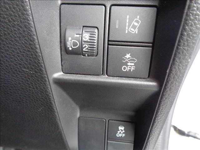 Honda N-VAN 12