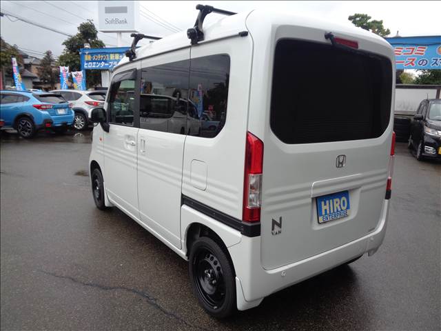 Honda N-VAN 8