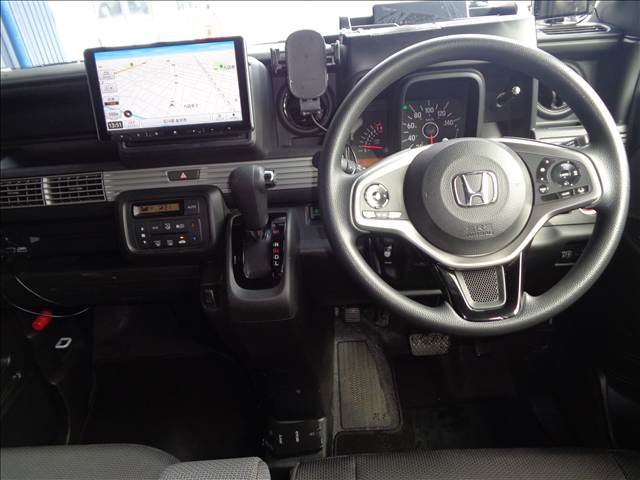 Honda N-VAN 9