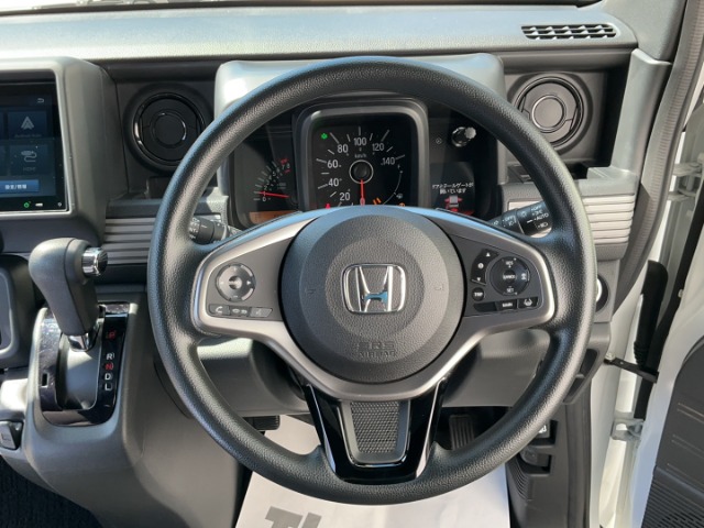 Honda N-VAN 12