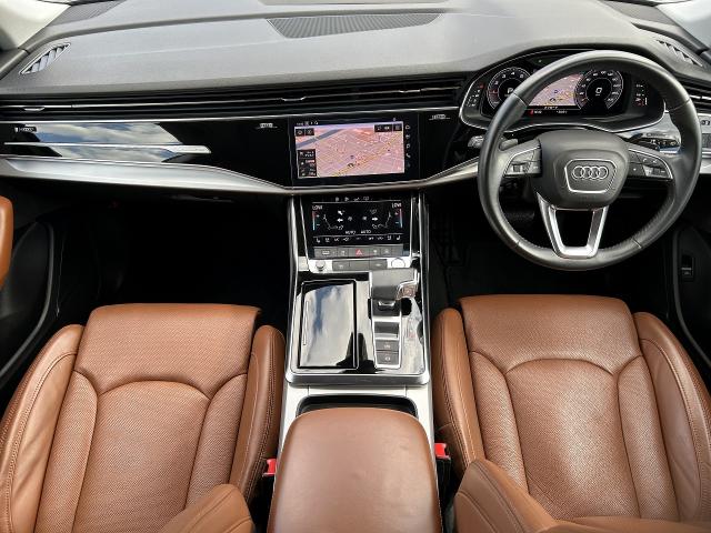 Audi Q8 2