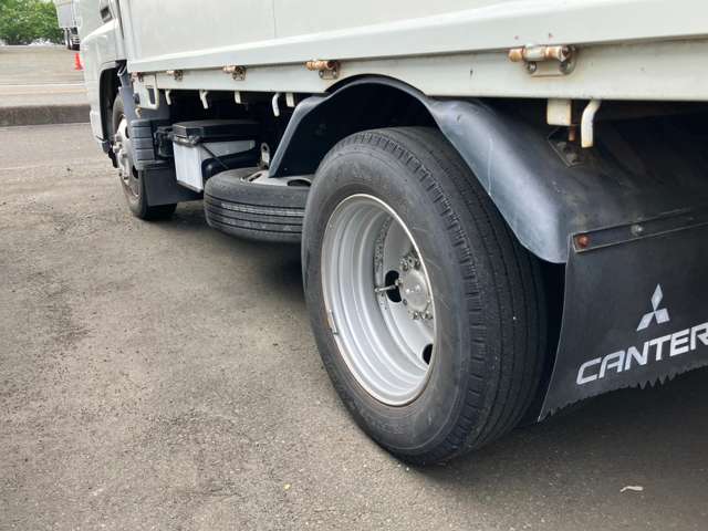 Mitsubishi Fuso Canter 7