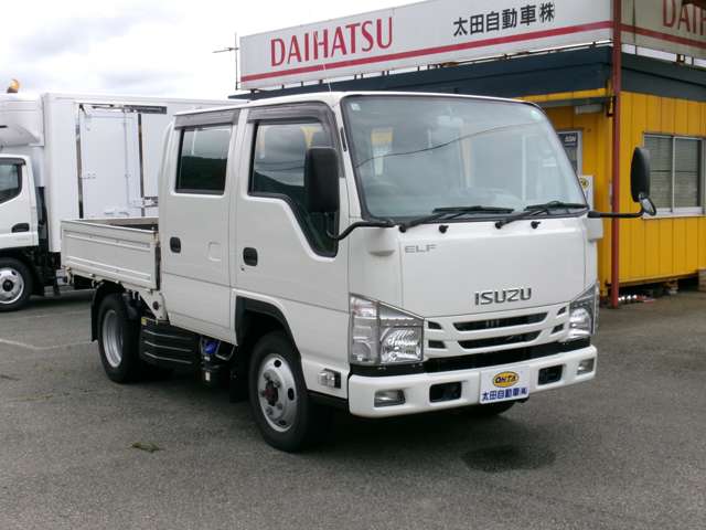 Isuzu Elf 3