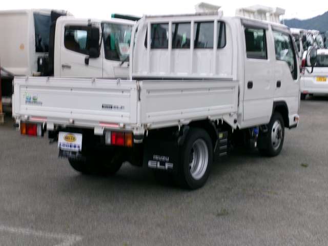 Isuzu Elf 5