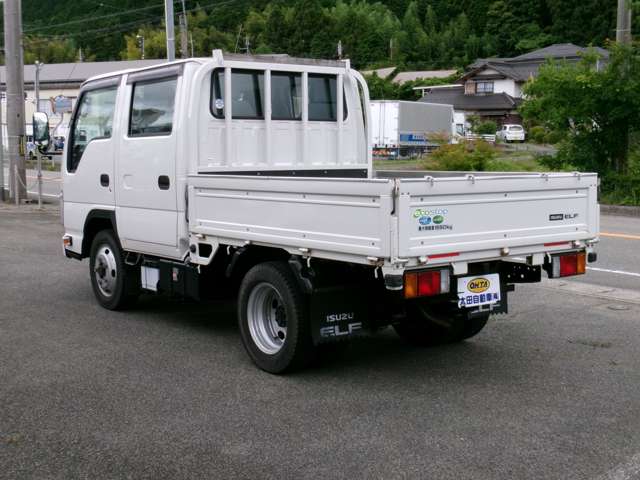 Isuzu Elf 7
