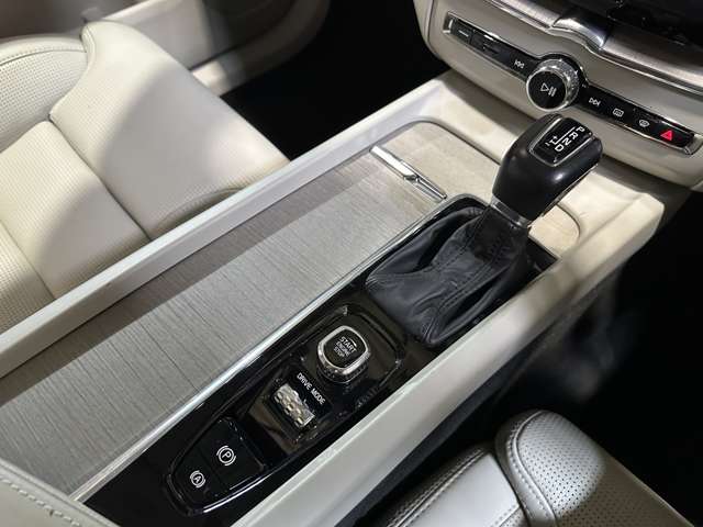 Volvo XC60 10