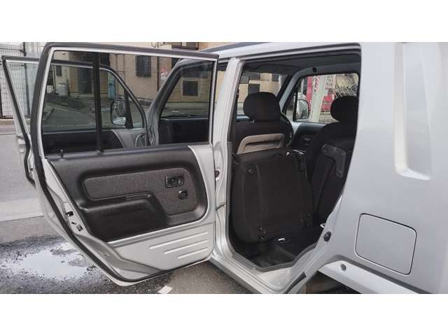 Daihatsu ネイキッド 9