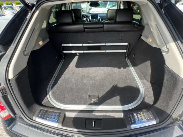Cadillac SRXCrossover 10