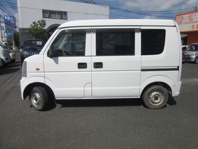 Nissan NV100 Clipper 6