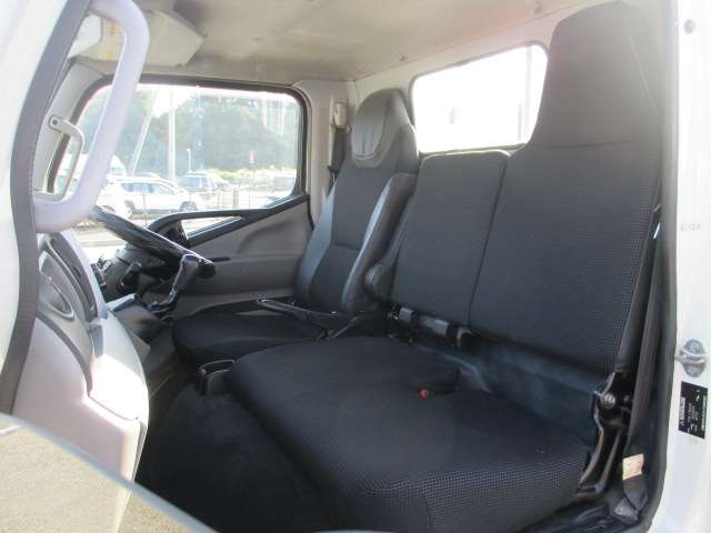 Mitsubishi Fuso Canter 11