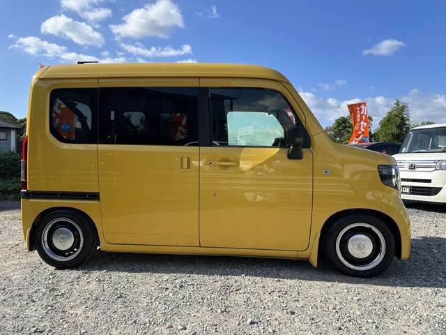 Honda N-VAN 9
