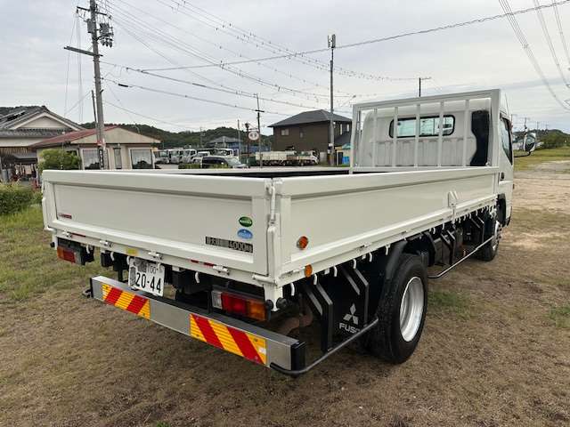 Mitsubishi Fuso Canter 8