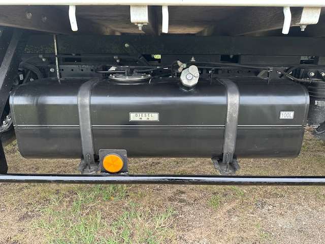 Mitsubishi Fuso Canter 10