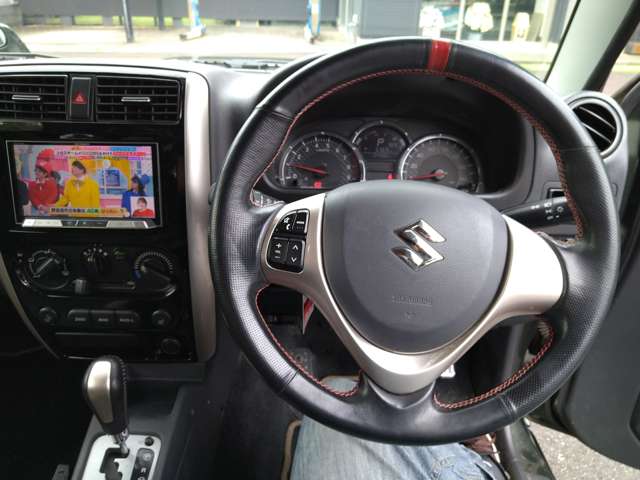 Suzuki Jimny 11