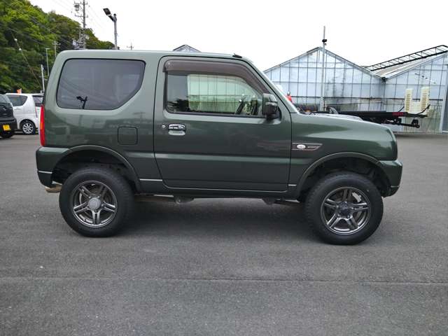 Suzuki Jimny 4