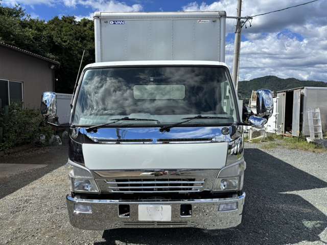 Mitsubishi Fuso Canter 6