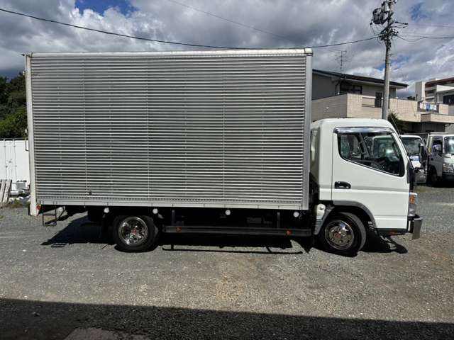 Mitsubishi Fuso Canter 8