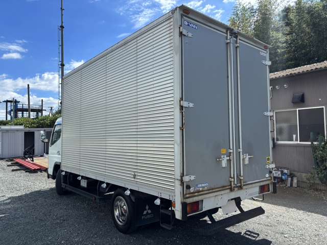 Mitsubishi Fuso Canter 10
