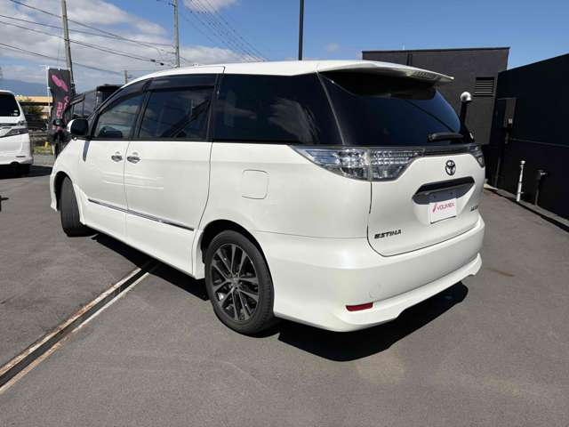 Toyota Estima 7