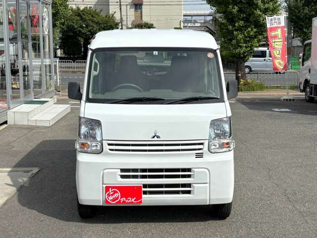 Mitsubishi Minicab Van 8